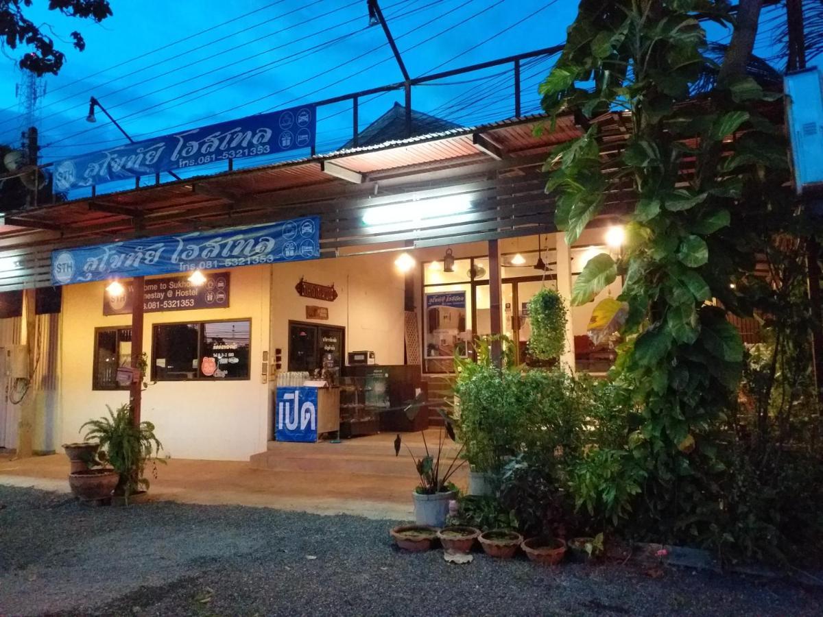 Sukhothai Hostel Exterior photo